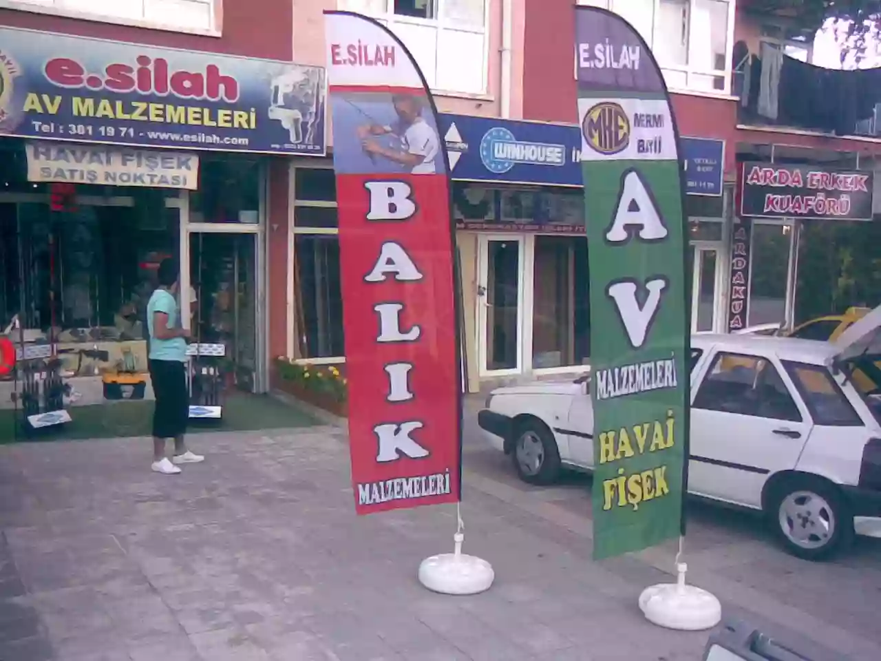 av-bayi-yelken-bayragi
