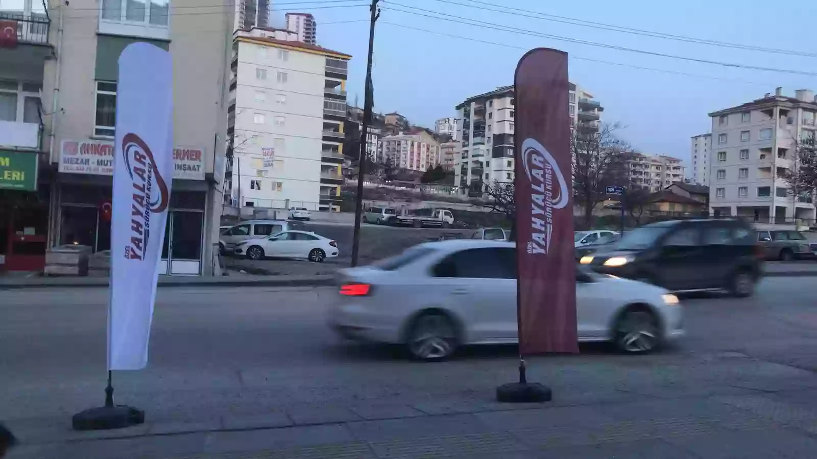 motor-ve-arac-teknigi-yelken-bayragi